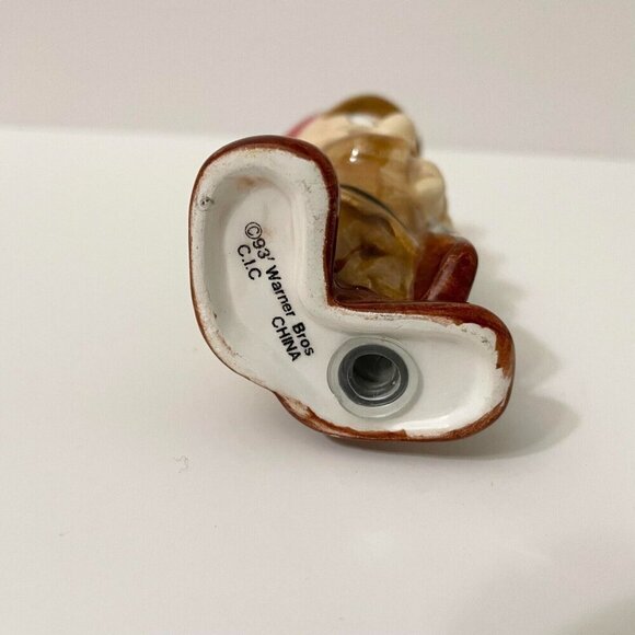 1993 Warner Bros Bugs Bunny and Elmer Fudd Duck Season Salt Pepper Shakers Flaws - Picture 16 of 16